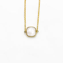 Load image into Gallery viewer, MOONSTONE BRACELET