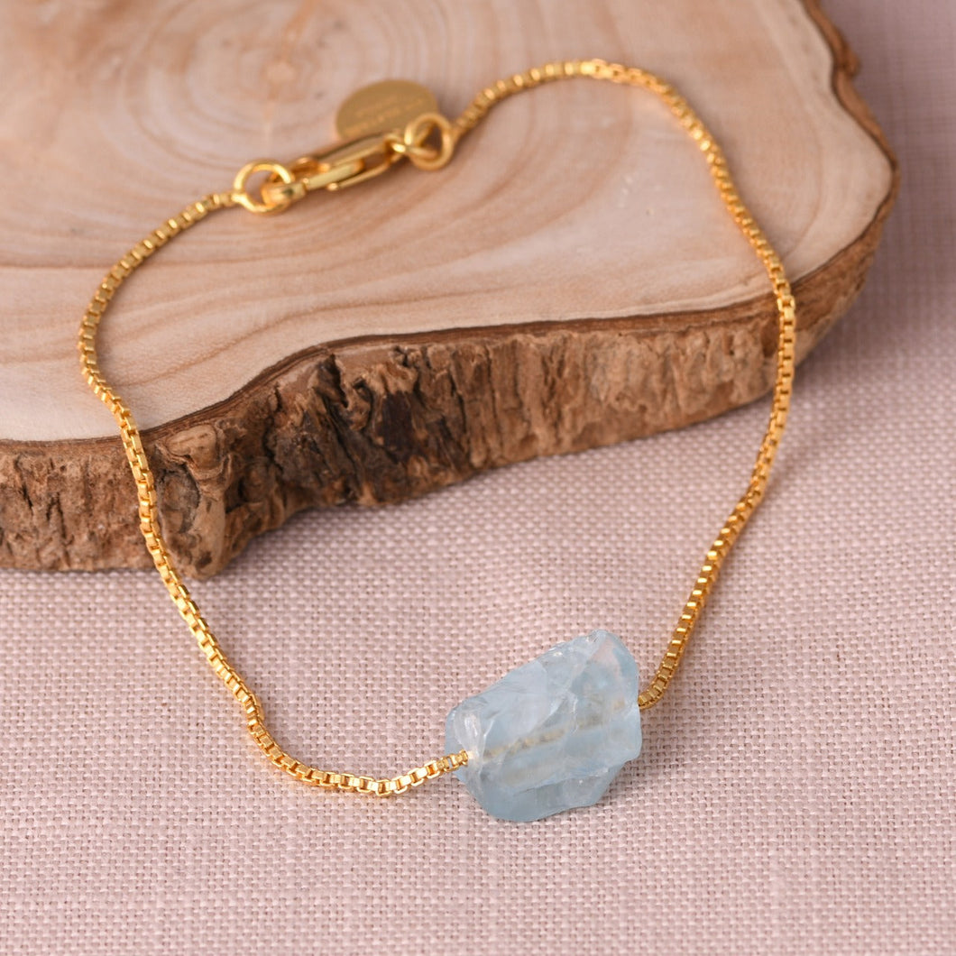 COURAGE BRACELET (AQUAMARINE)